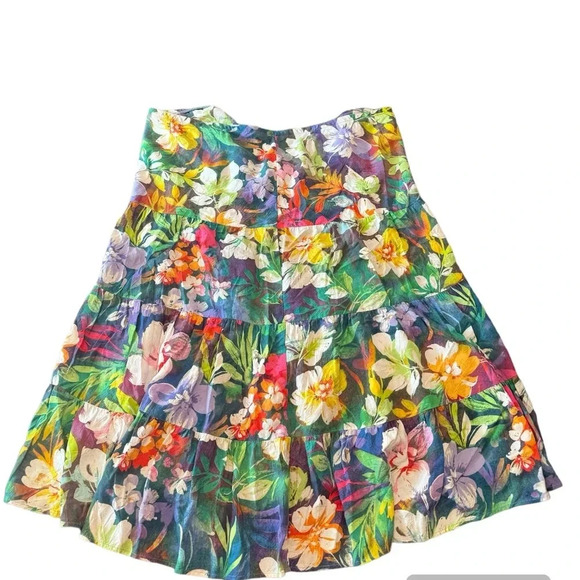 Jams World Women’s Floral Oasis Halter Top - Picture 5 of 6